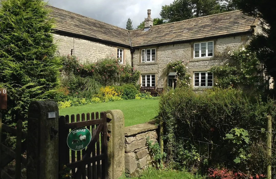 Dunscar Farm Bed & Breakfast-1