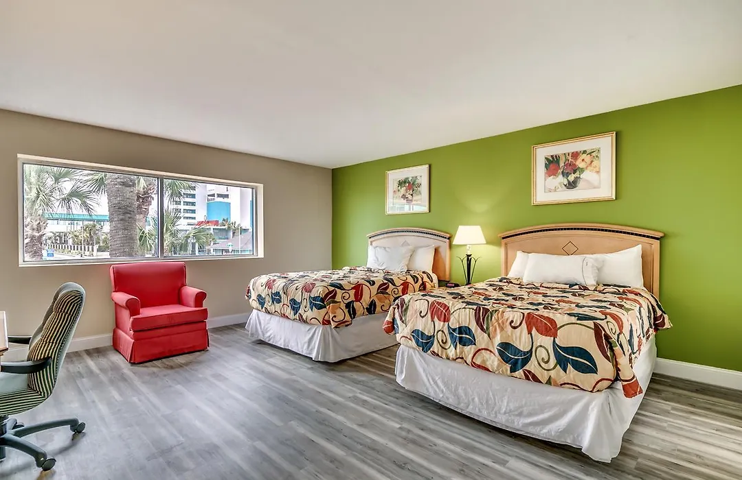 Beachcomber Inn & Suites-1