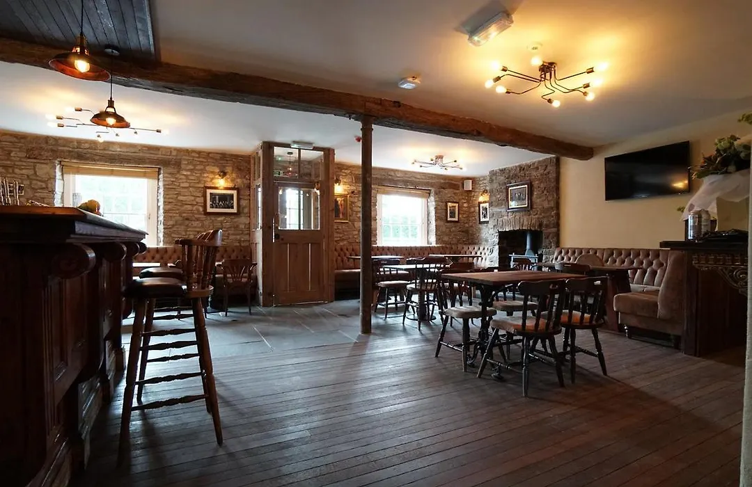 The Horseshoe Inn-1