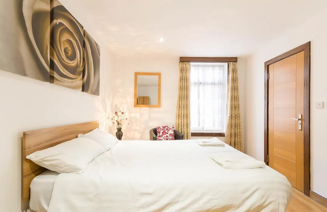 Brick Lane Hotel-1