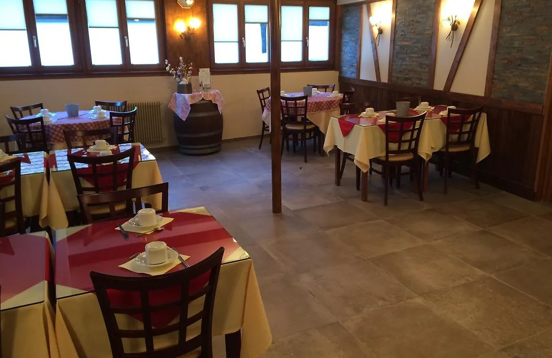 Auberge des Trois Châteaux-1