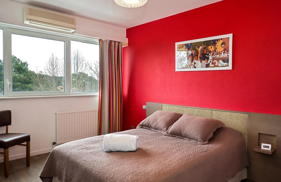 Hotel Biarritz Atlantique - Lycee Hotelier - Management School-1