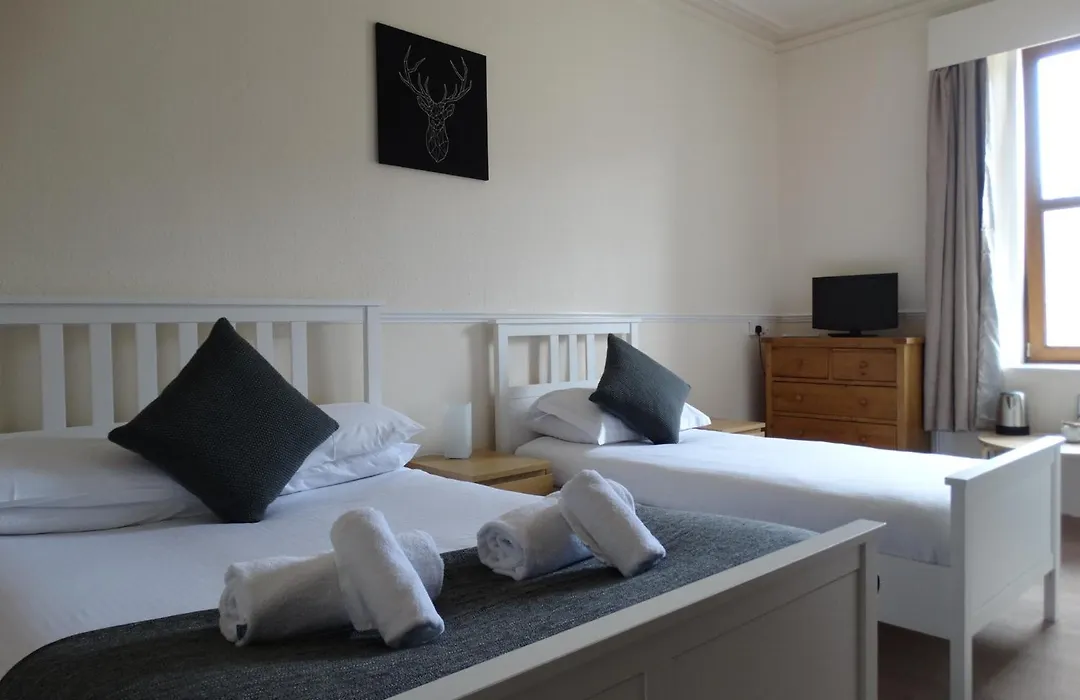 Kilchoan Hotel-1