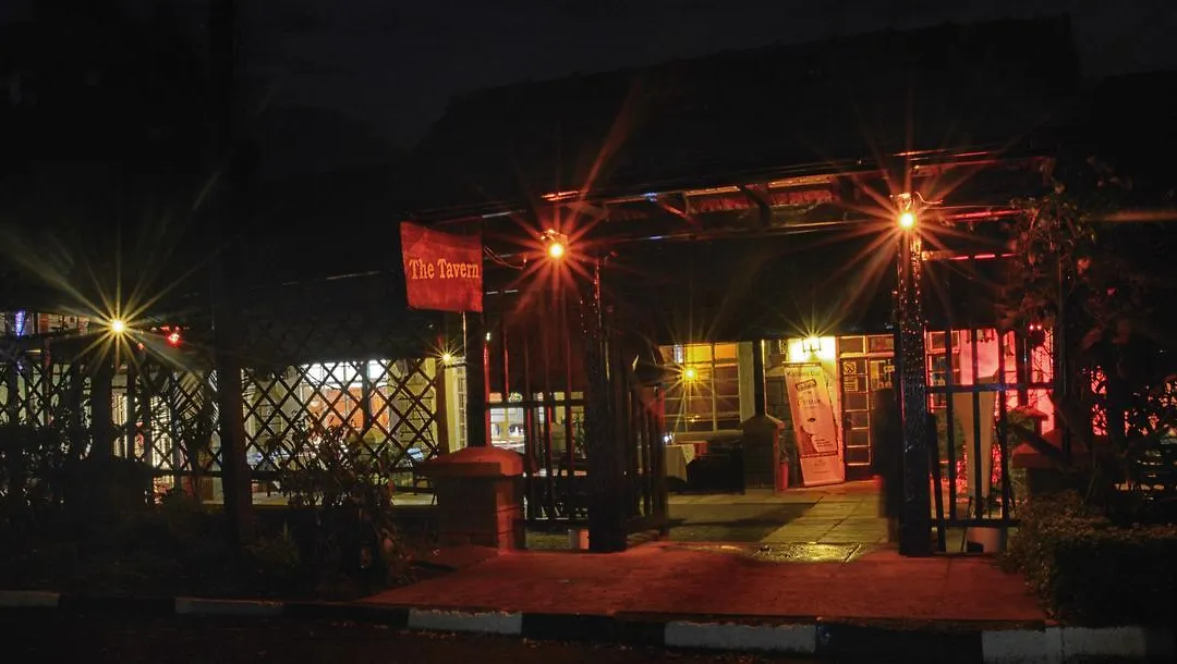 Outspan Hotel-1