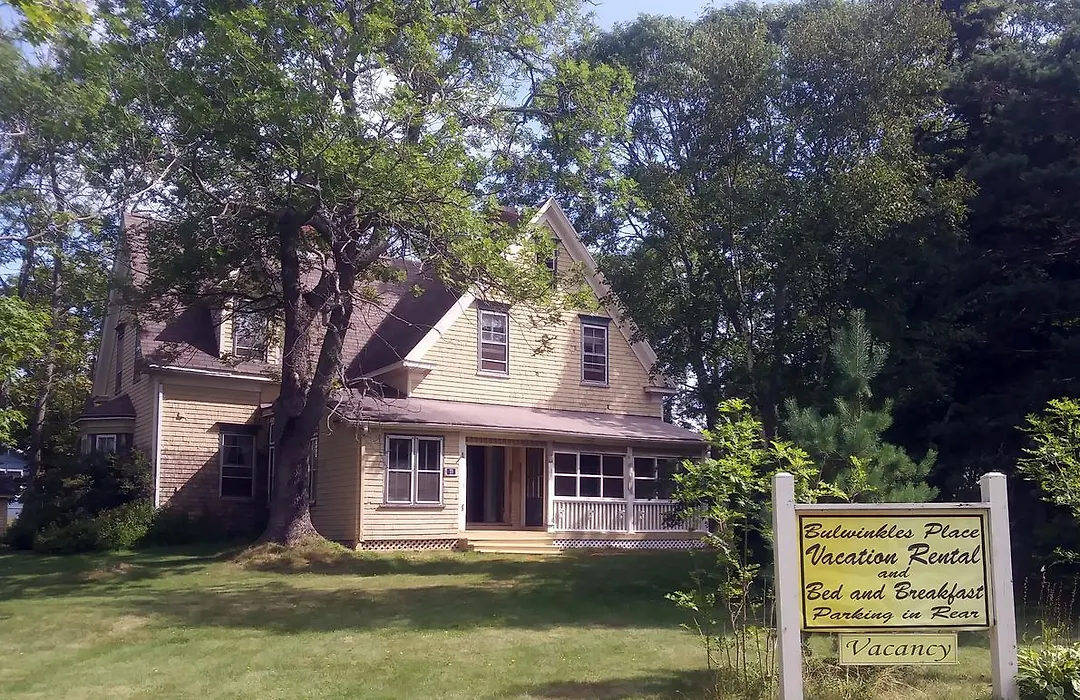 Bulwinkles Place B&B-1