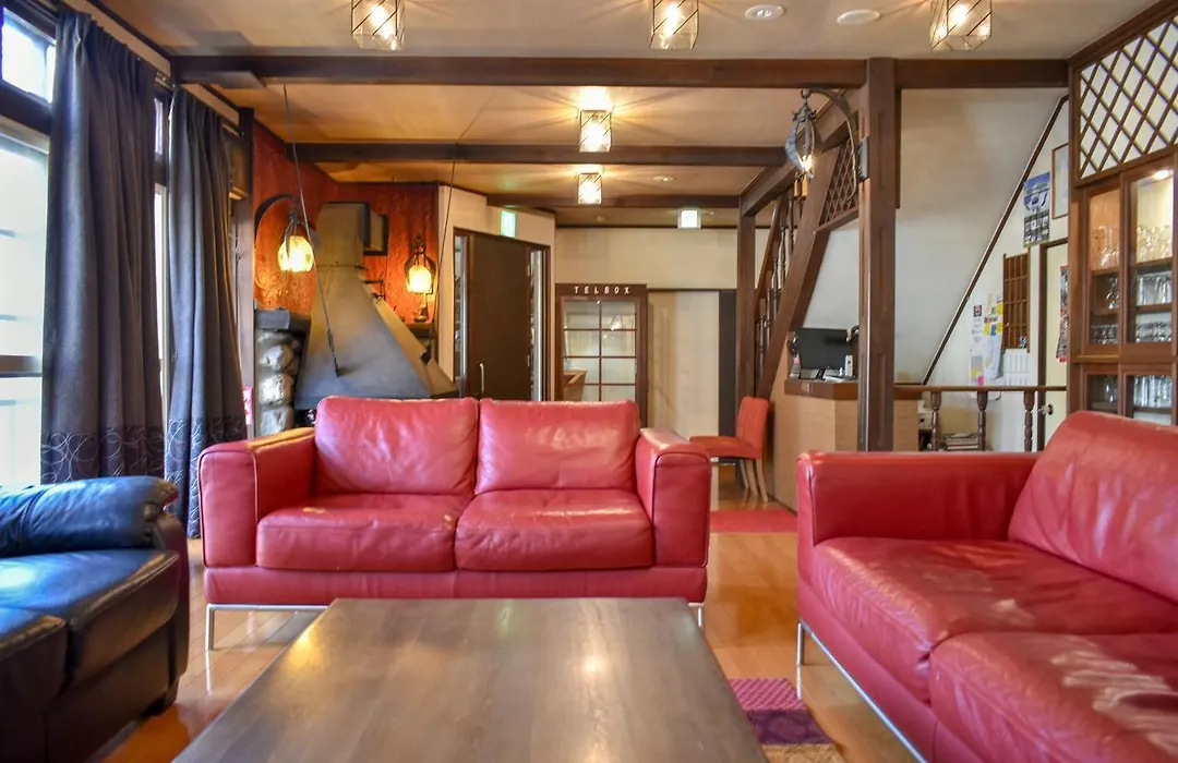 Mojo Lodge Hakuba-1