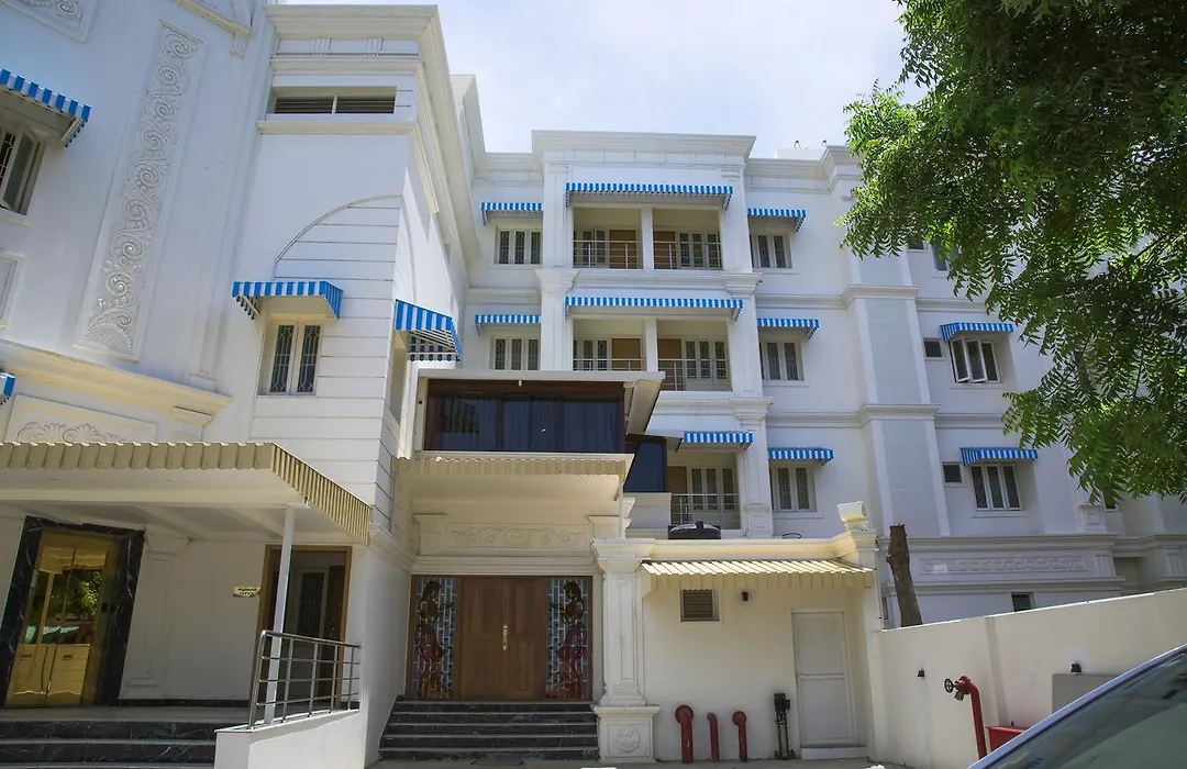 The Grand White Palace-1