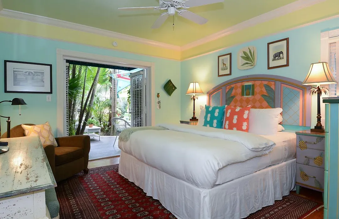Pineapple Point Guesthouse&Resort - Gay Men's Resort-1
