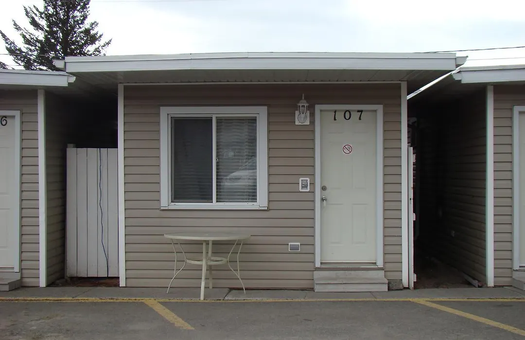 Paddock Inn-1