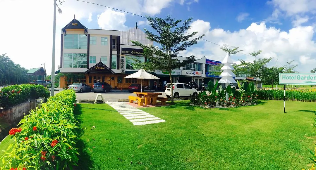 Semerah Garden Hotel-1