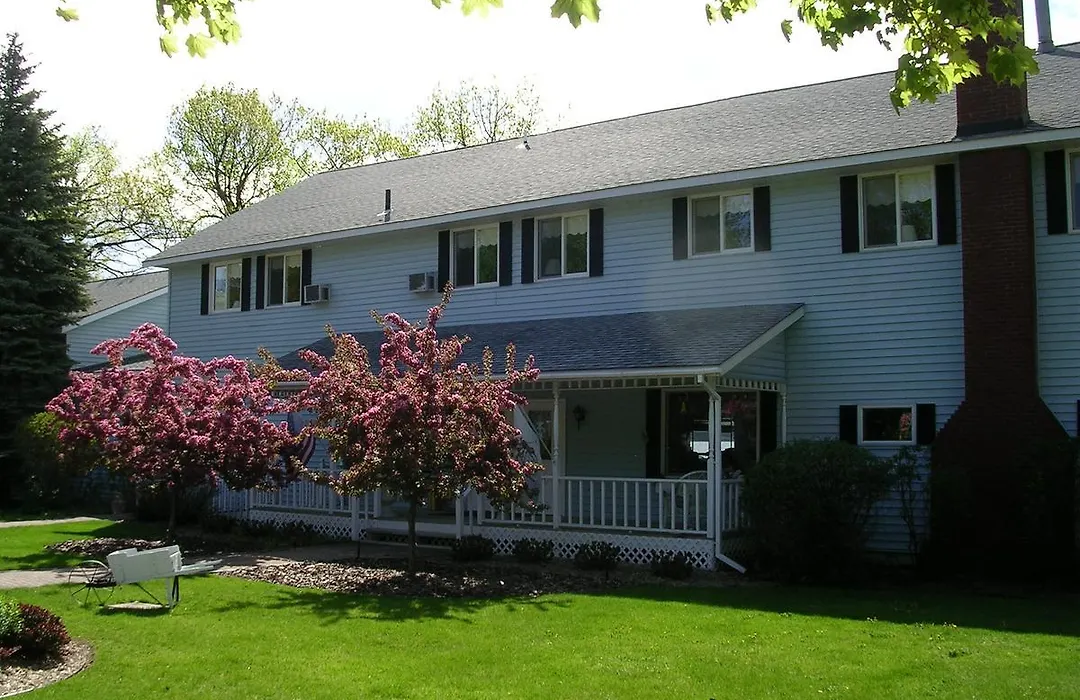 Churchill Pointe Inn-1
