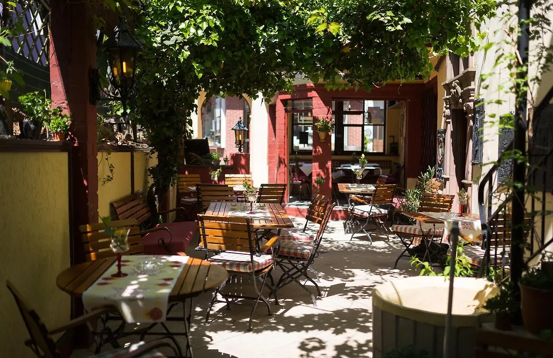 Hotel Reichsschenke Zum Ritter Götz Garni-1