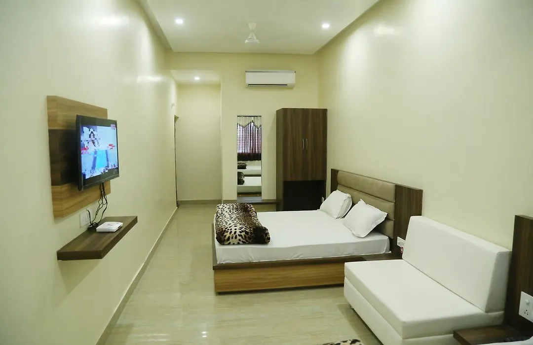 Hotel Maggo-1