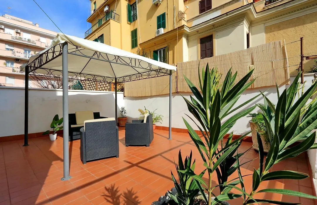 I Pini Di Roma - Rooms & Suites-1