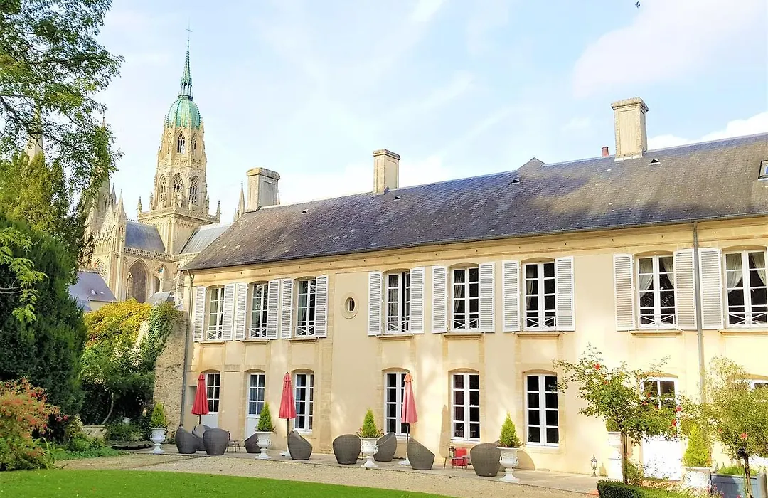 Le Tardif, Noble Guesthouse-1