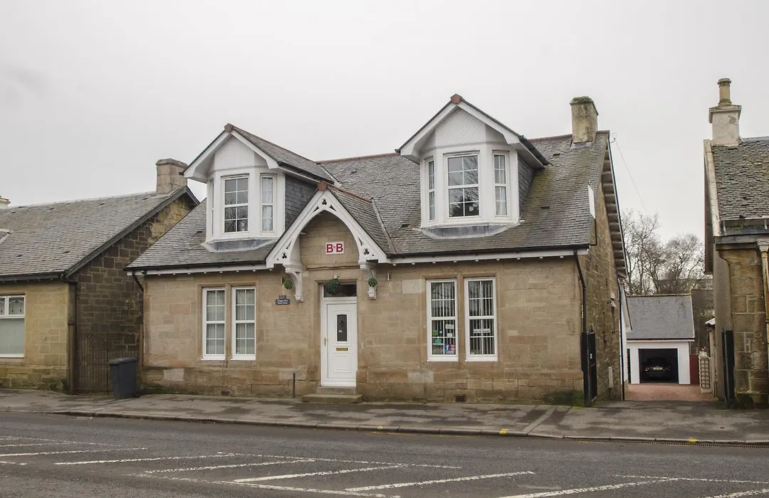 Knight'S Rest Guest House-1