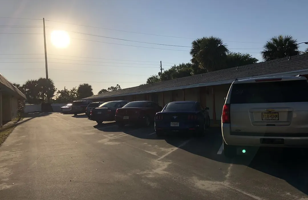 Sunset Inn- Fort Pierce, Fl-1