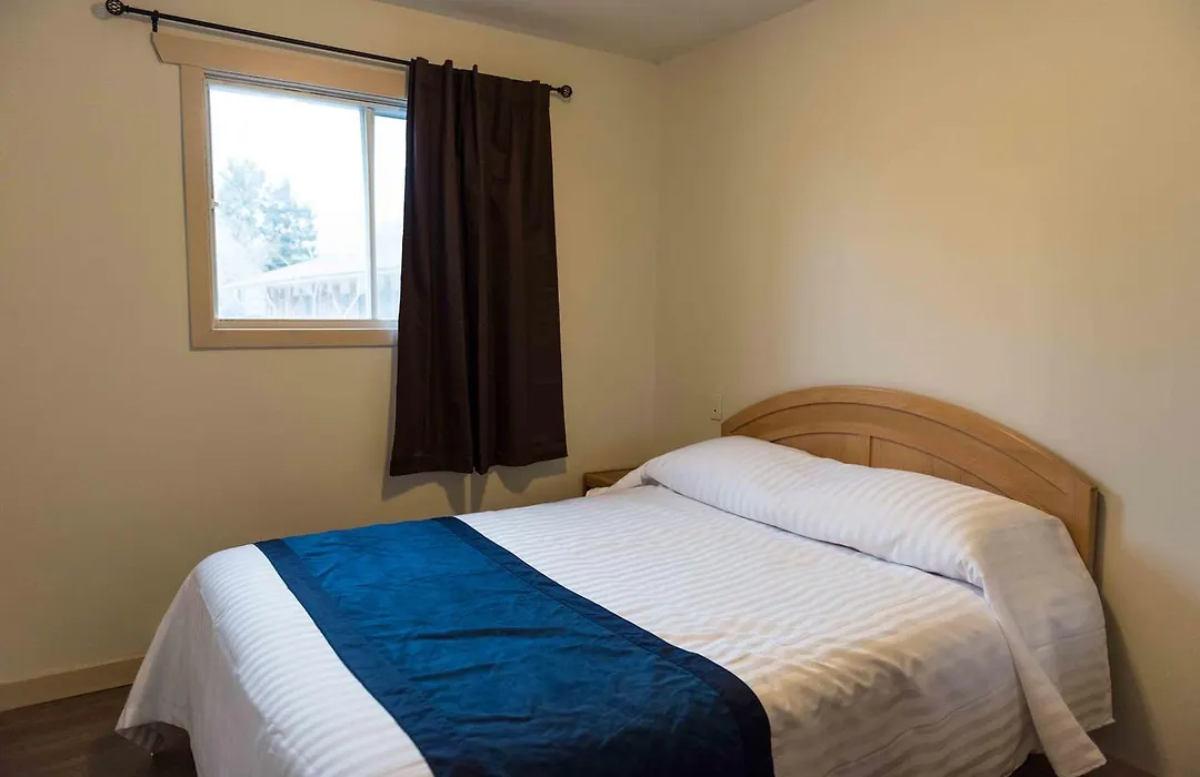 Radium Park Lodge-1