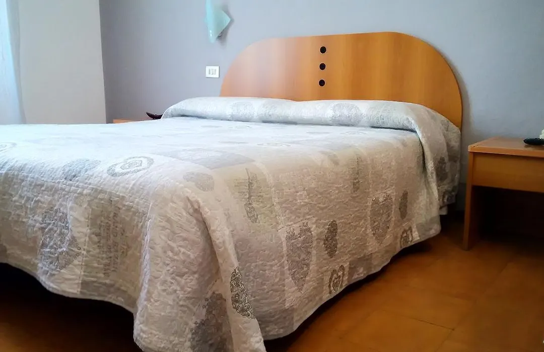 Hotel Tirreno-1