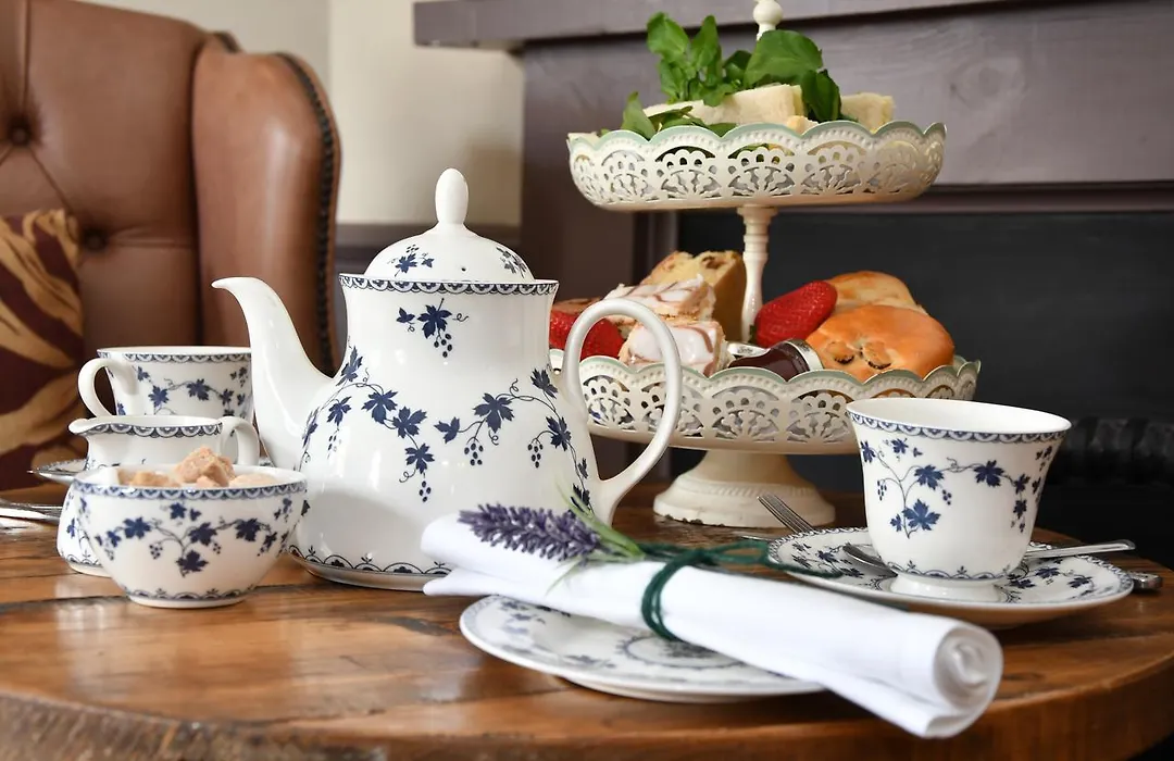 The Swan Hotel, Alresford-1