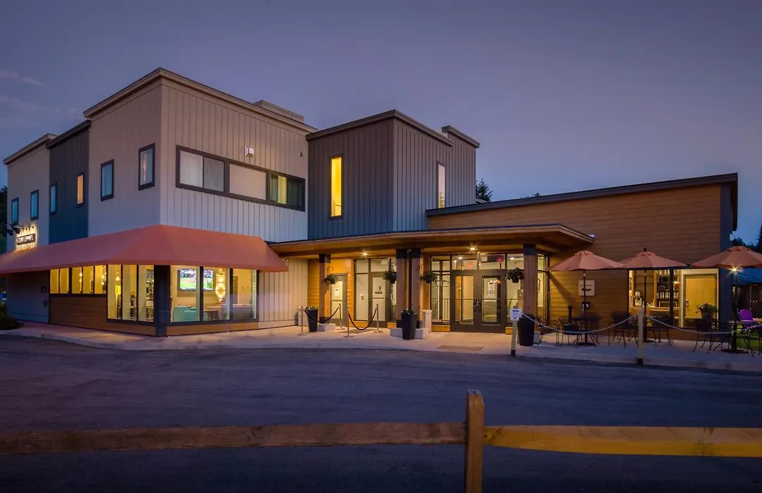 Sun & Ski Inn And Suites-1