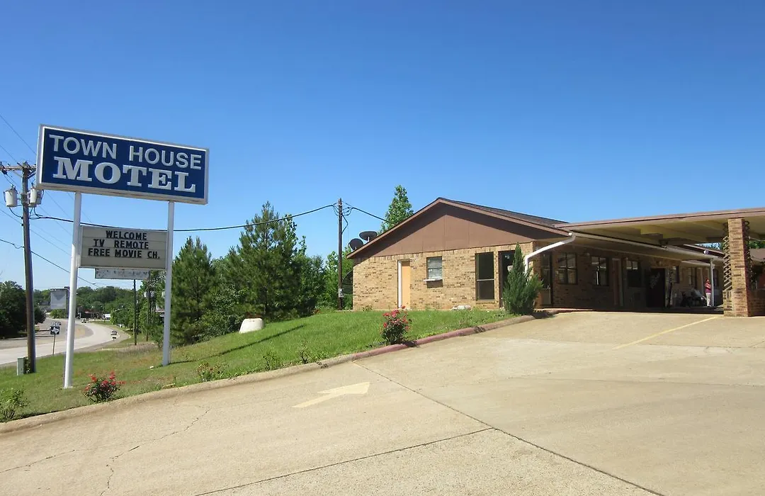 Town House Motel-1