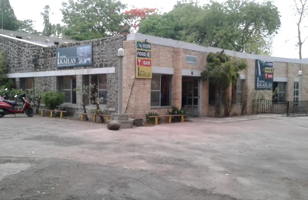 Hotel Kailas-1