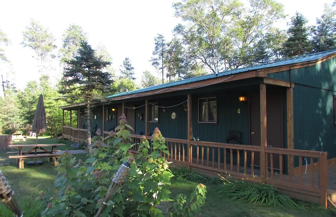 Best Bear Lodge & Campground-1