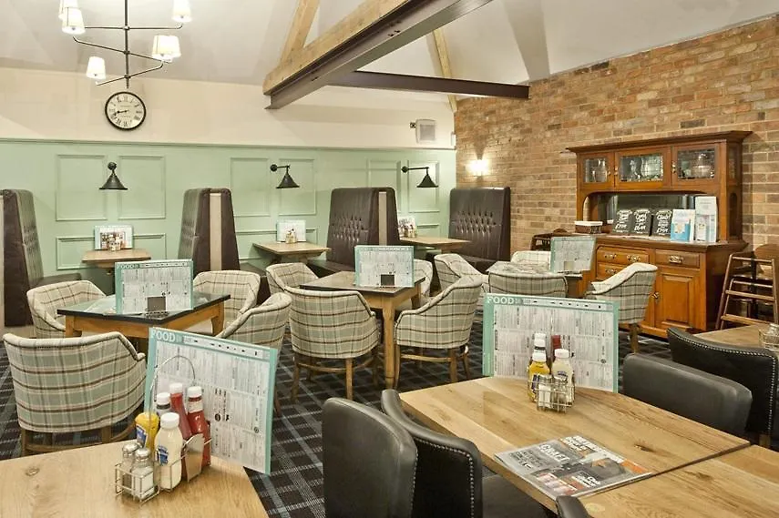 The Queen Hotel Wetherspoon-1