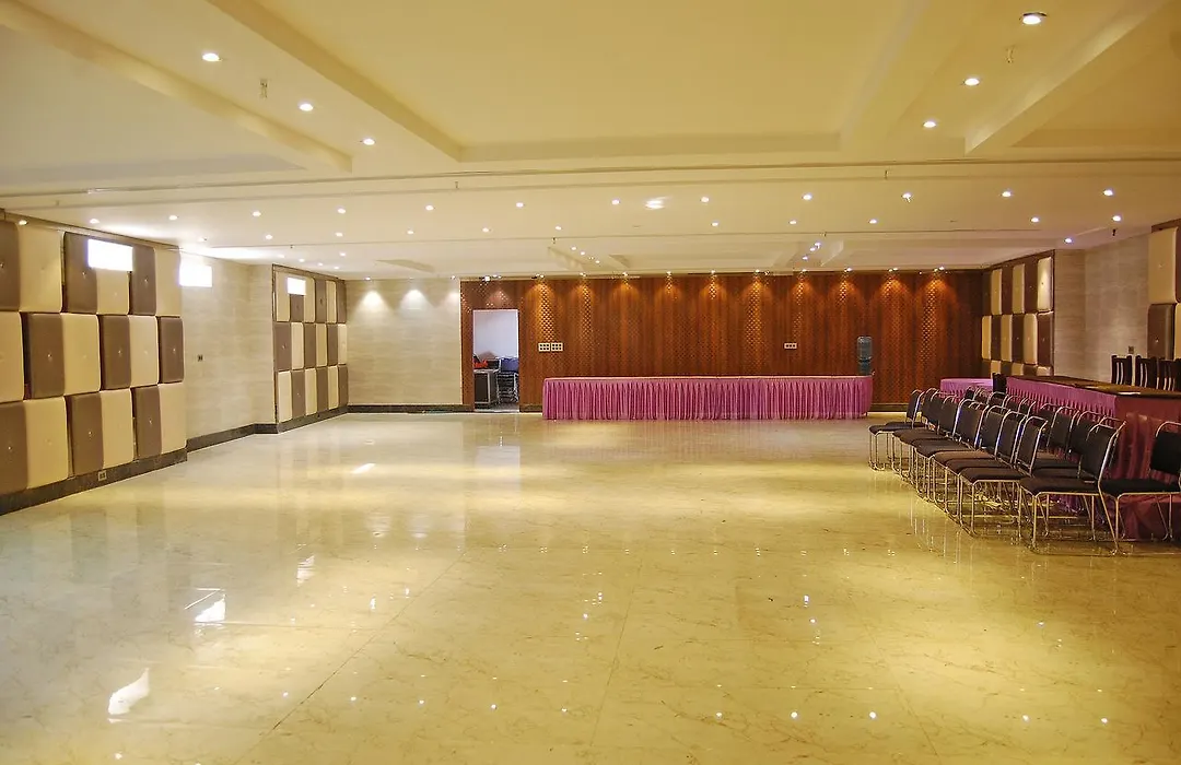 Hotel Rudra Vilas-1