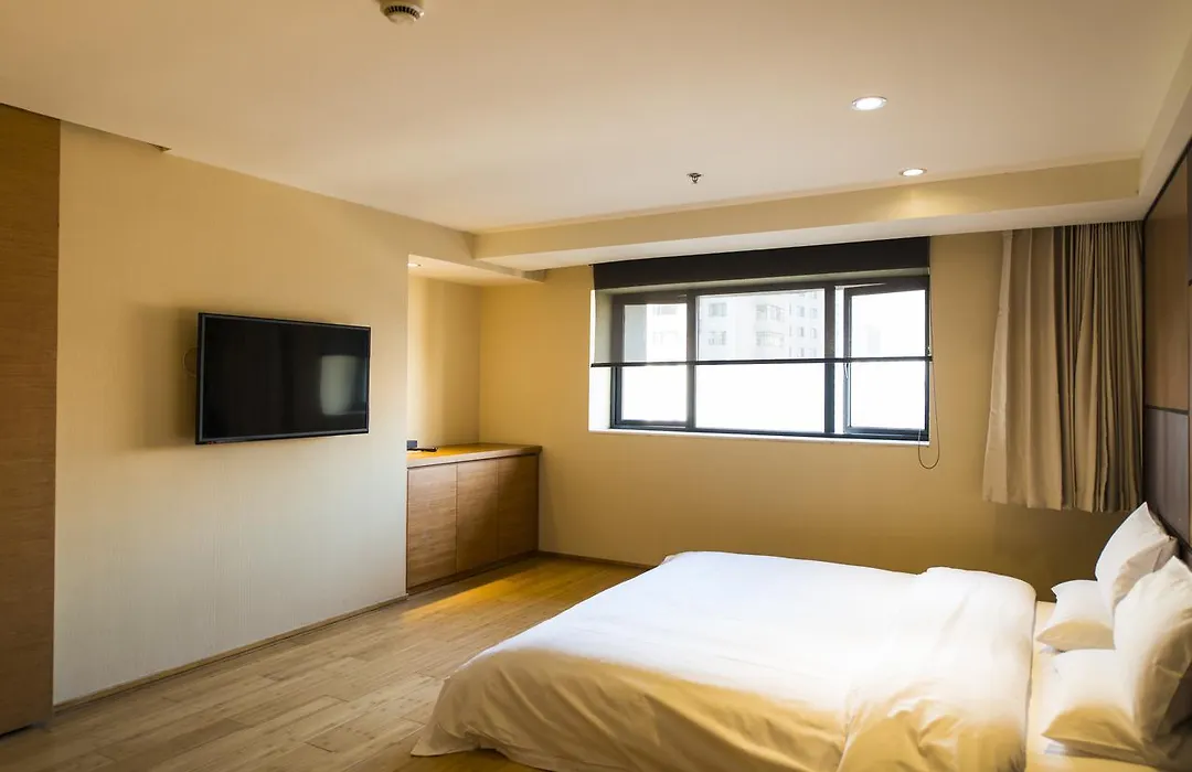 Ji Hotel Shanghai Jiangqiao Wanda Plaza-1