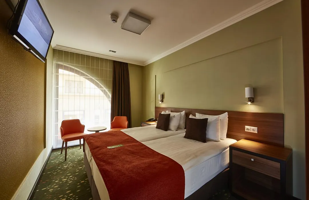 Budget Hotel Victoria-1