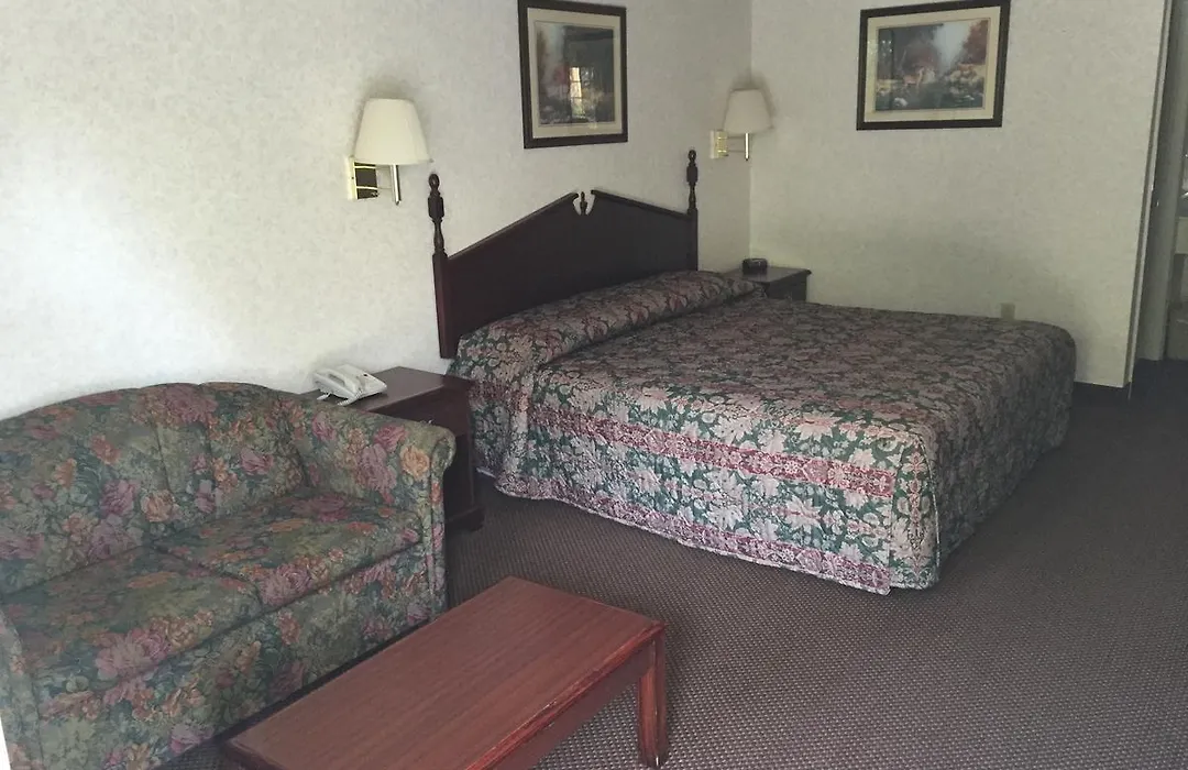Deerfield Inn-1