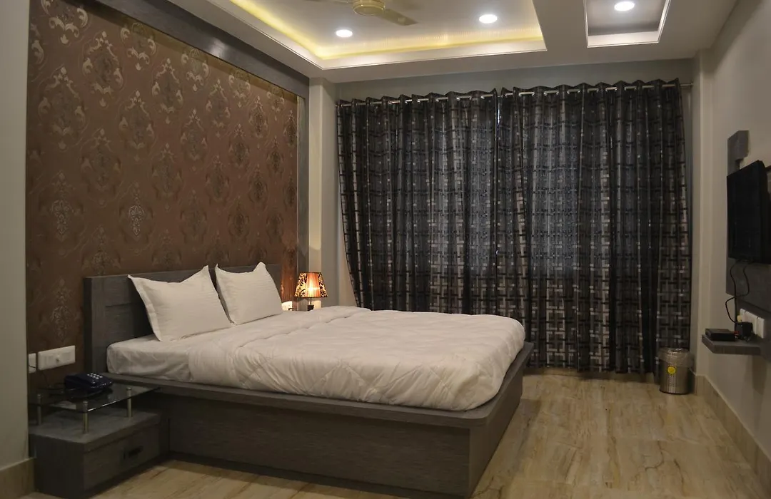 Madhuvan Palace-1