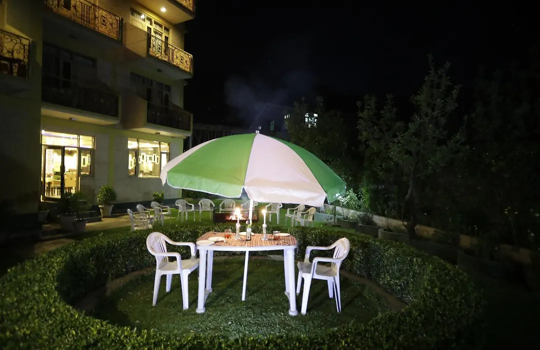 Hotel Park Paradise Manali-1