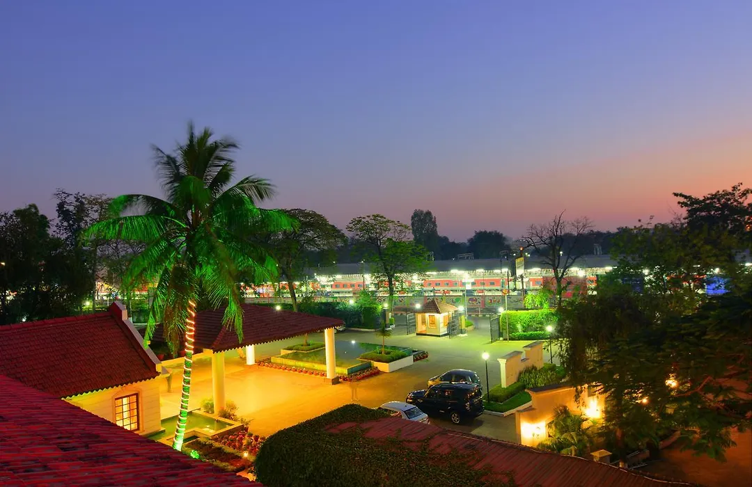 Chanakya Bnr Hotel-1