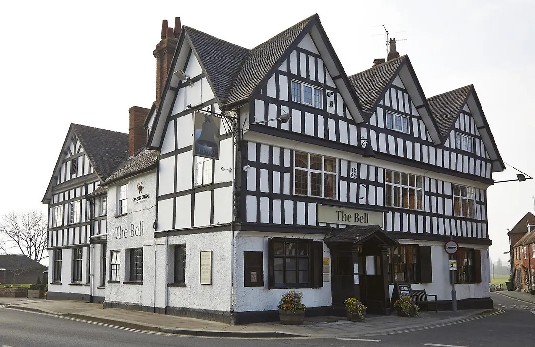 Bell Hotel By Greene King Inns-1