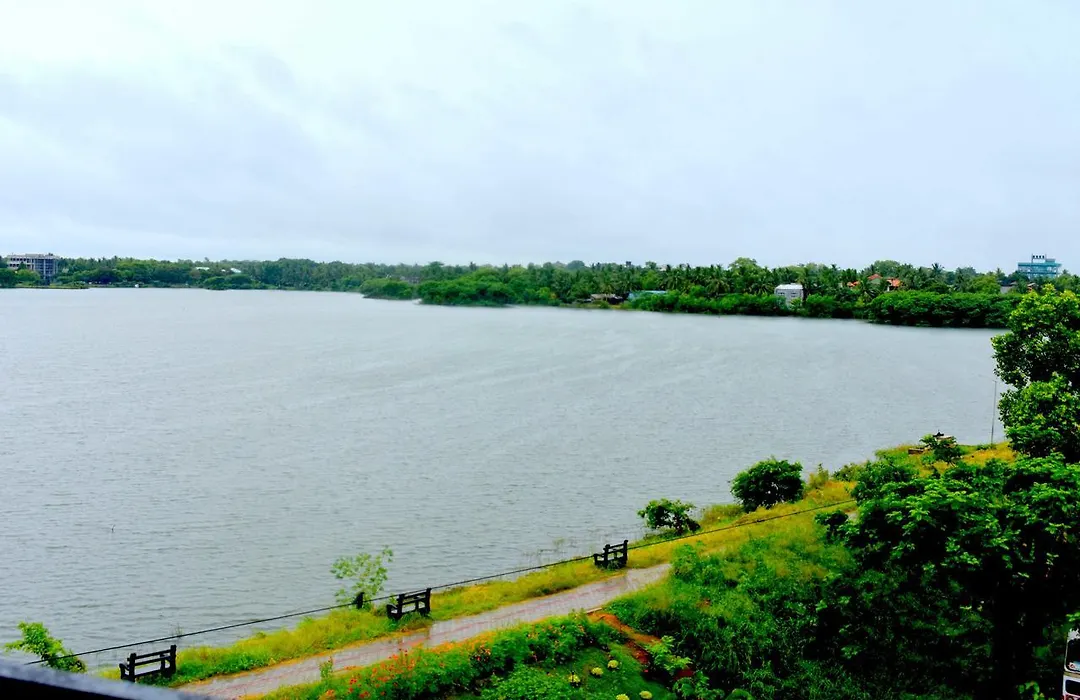 Lake City Resort Anuradhapura-1