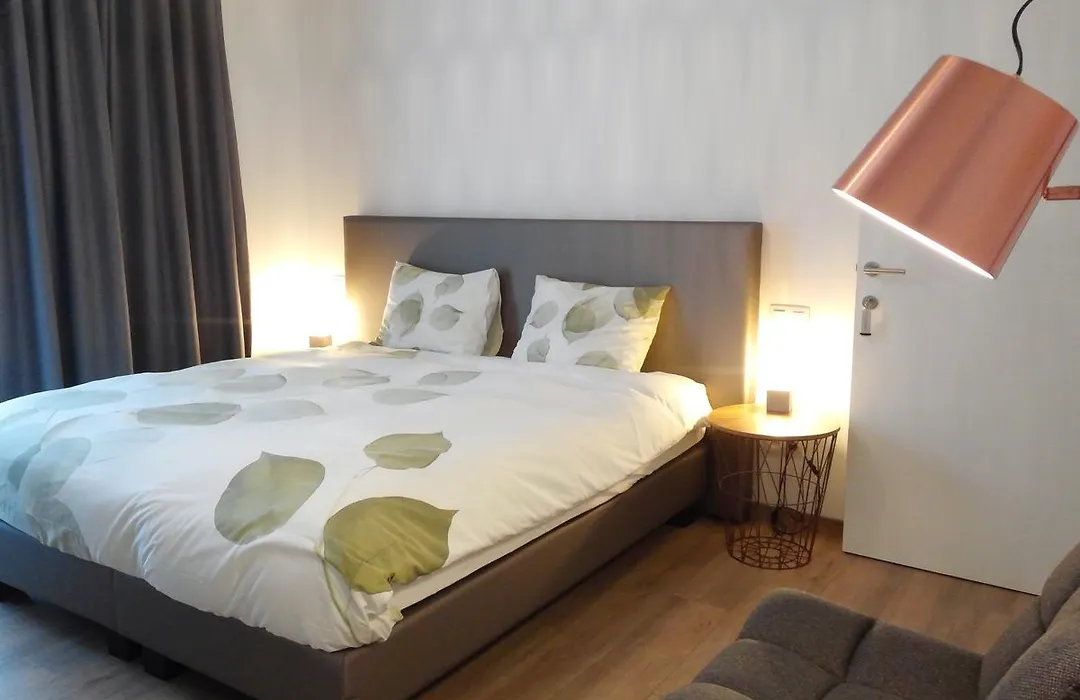 Pluimpapaver Hotel & Glamping-1