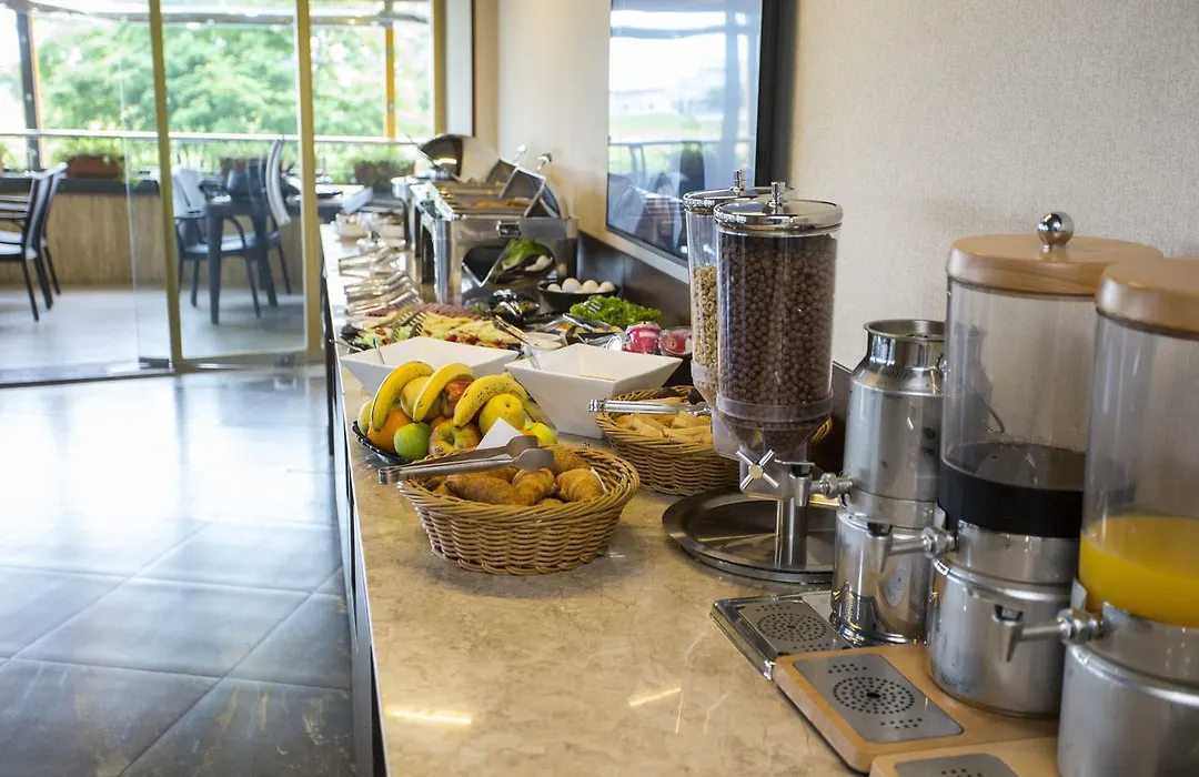 Hotel Corner Inn-1