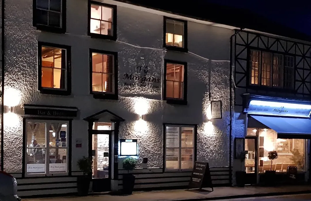 Ty Morgan'S-1