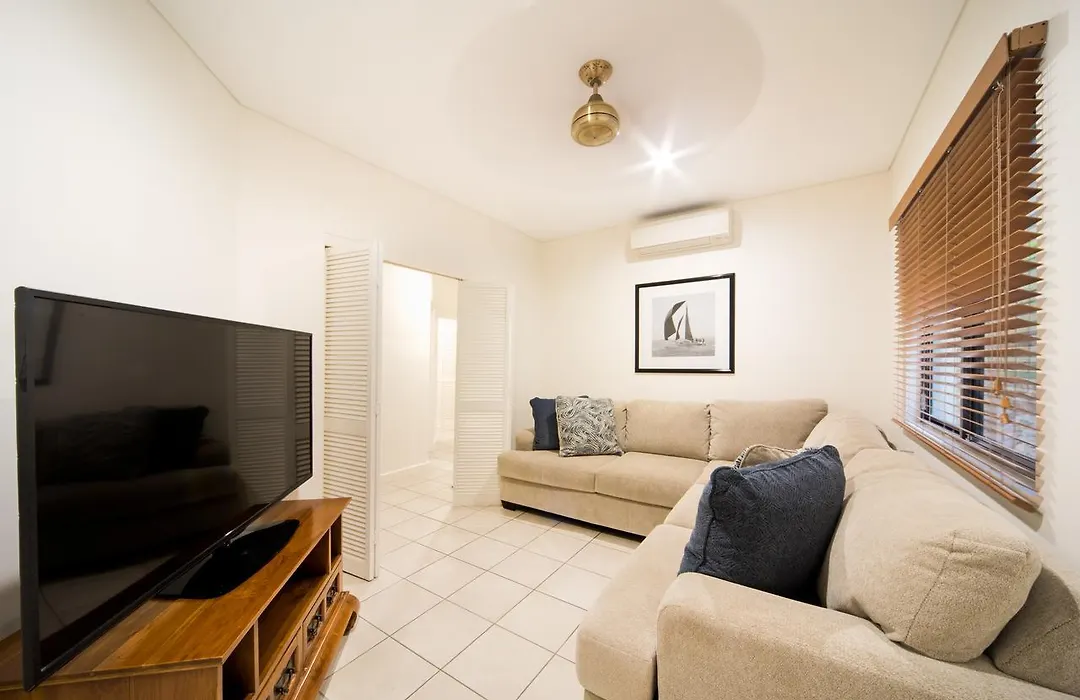 Portside Whitsunday Luxury Holiday Apartments-1