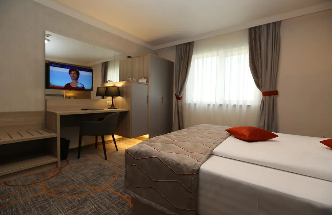 Hotel Baril-1