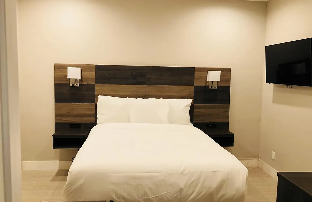 Bay Hotel-1