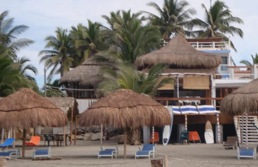 Casa de las Olas Surf&Beach Club-1