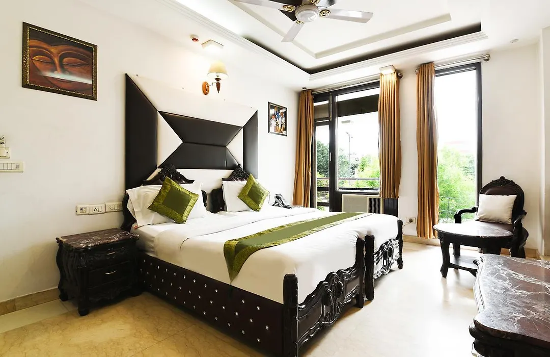 Hotel Baljeet Lodge-1