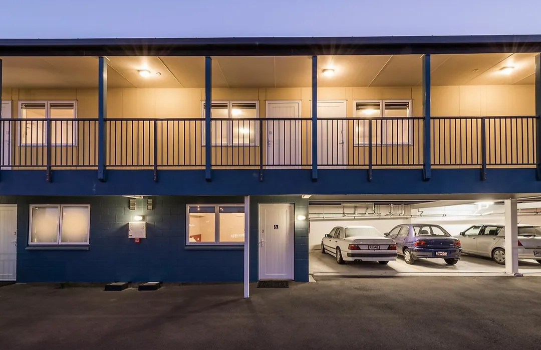 C-Motel-1