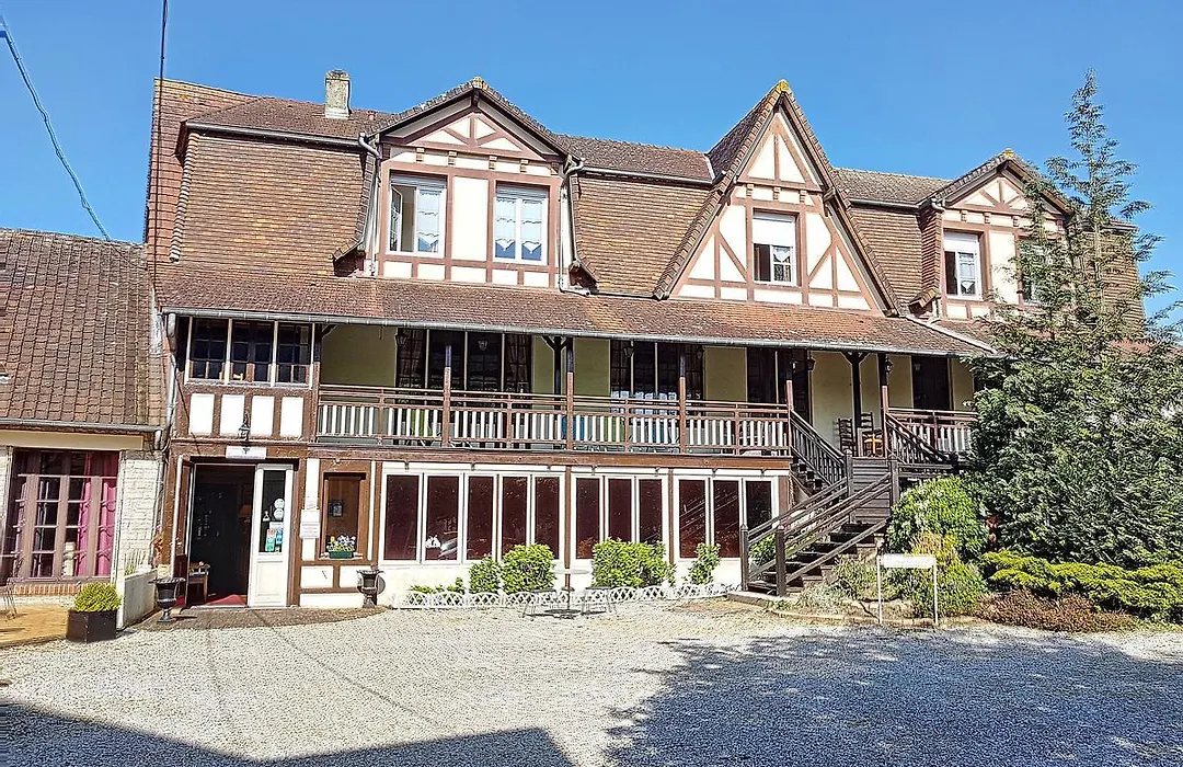 Le Clos Joli-1
