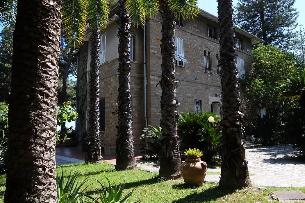 La Casa Di Anny Camere Di Charme-1