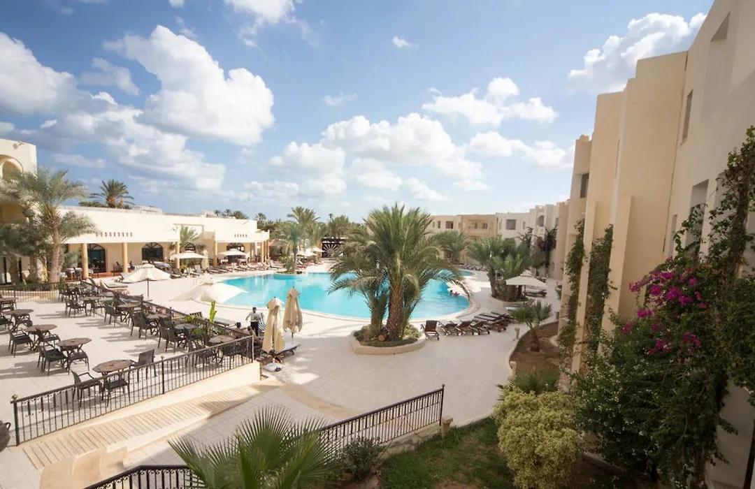 Green Palm-1